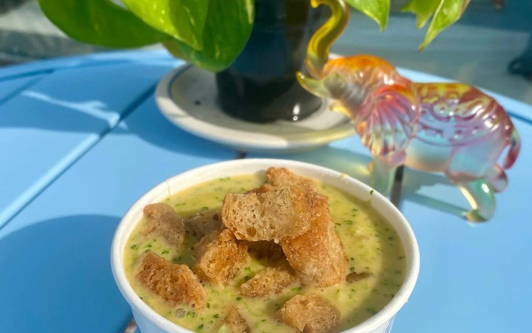 vegan broccoli cheddar soup